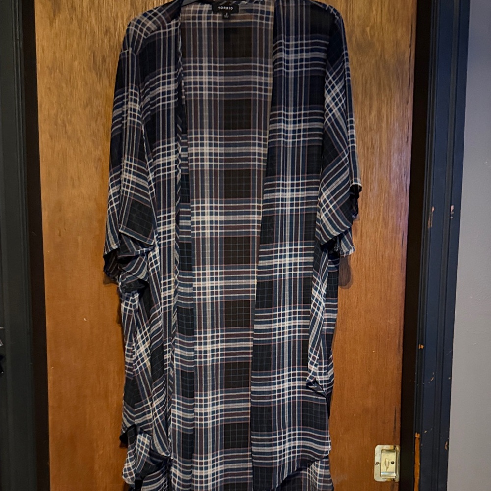 torrid Black & Navy Plaid Short-Sleeve Shirt Jacket